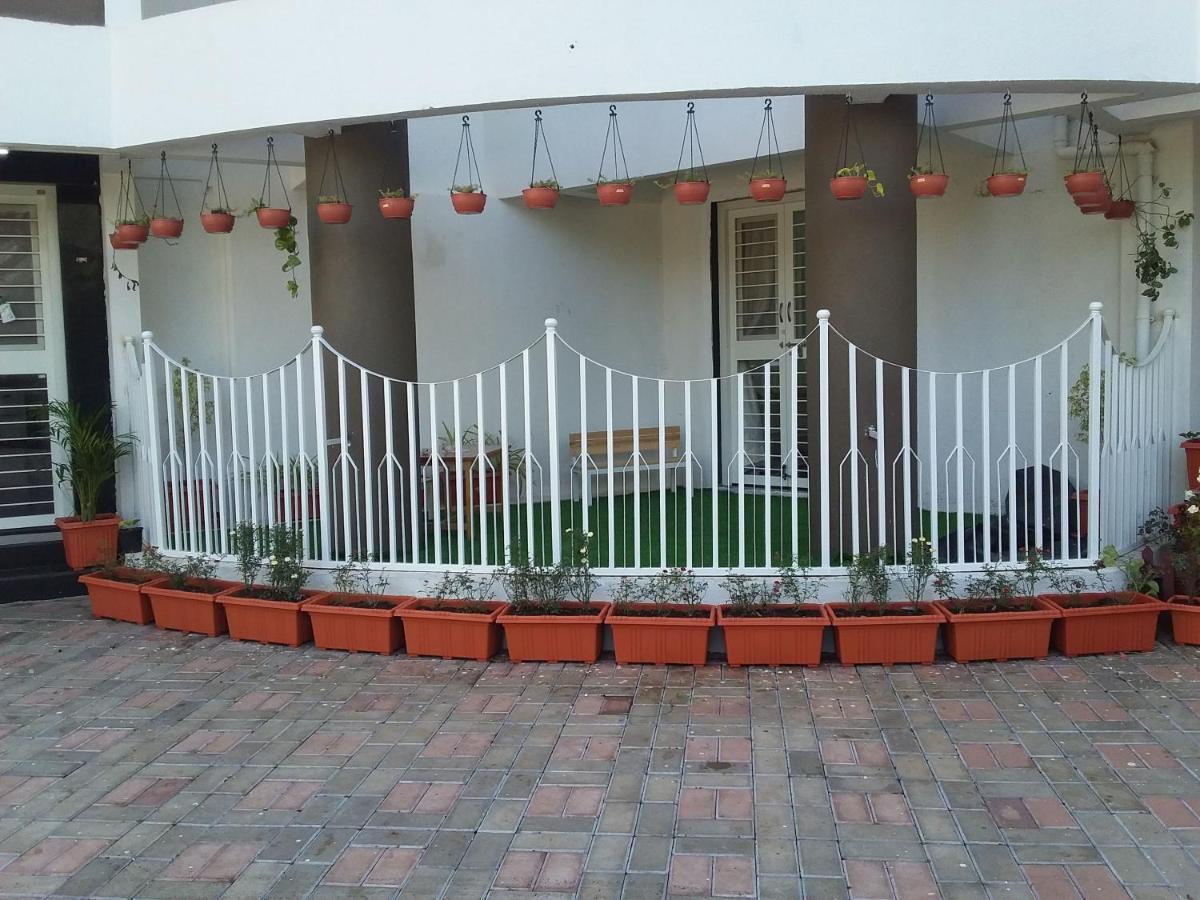 Stay Nc Homestay ナーシク エクステリア 写真